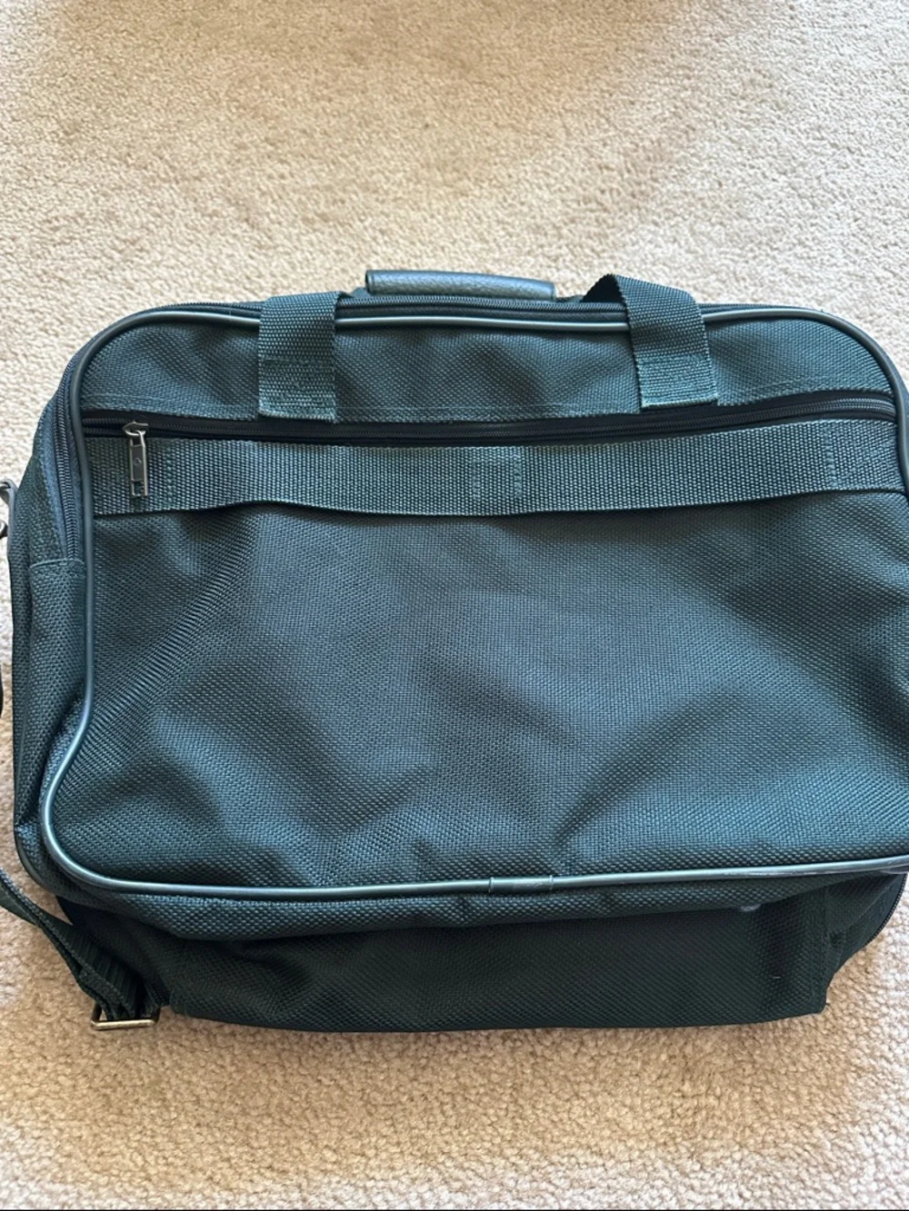 Samsonite Dark Green Laptop Briefcase with Shoulder Strap